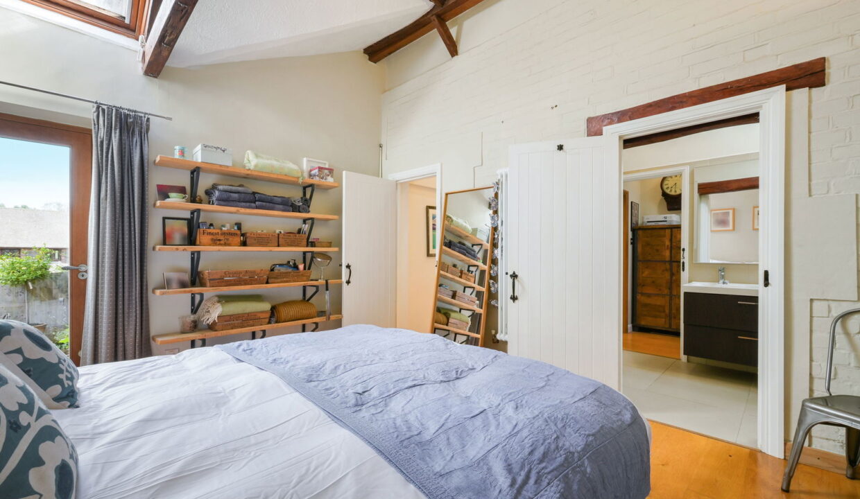 TOWN-MEAD_-5-_12__1757672904040