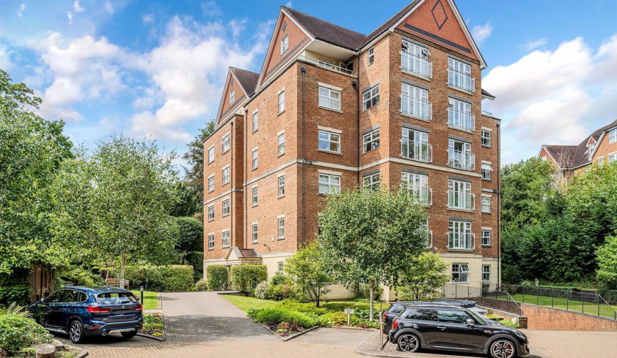 VALLEY-COURT_-FLAT-21-_12__1756383422410