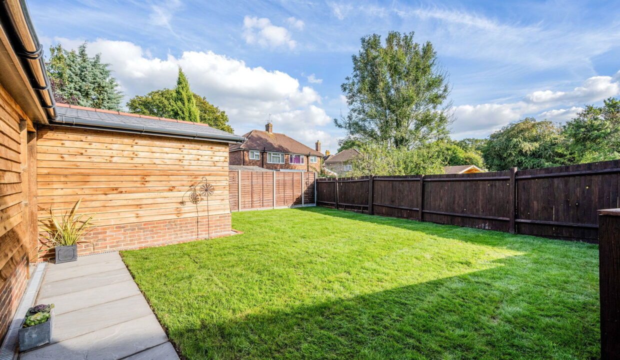 WEALD-WAY_-31-_16__1759232903831