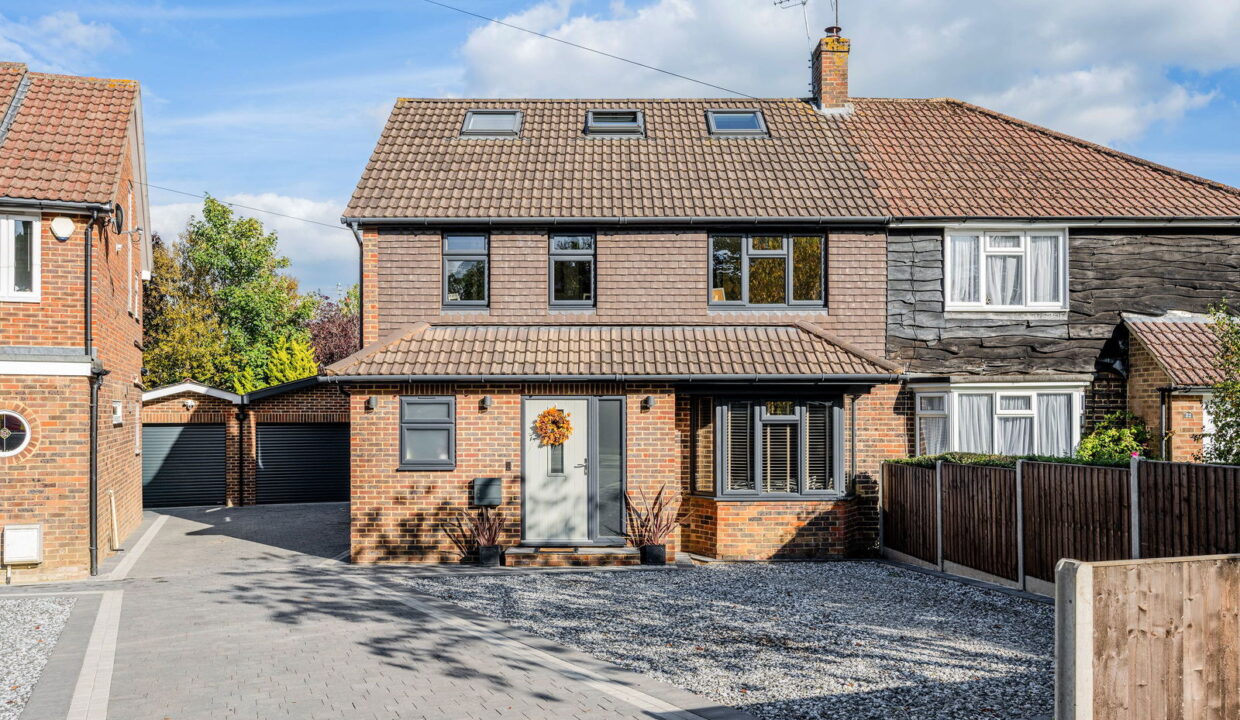 WEALD-WAY_-31-_18__1759232903829