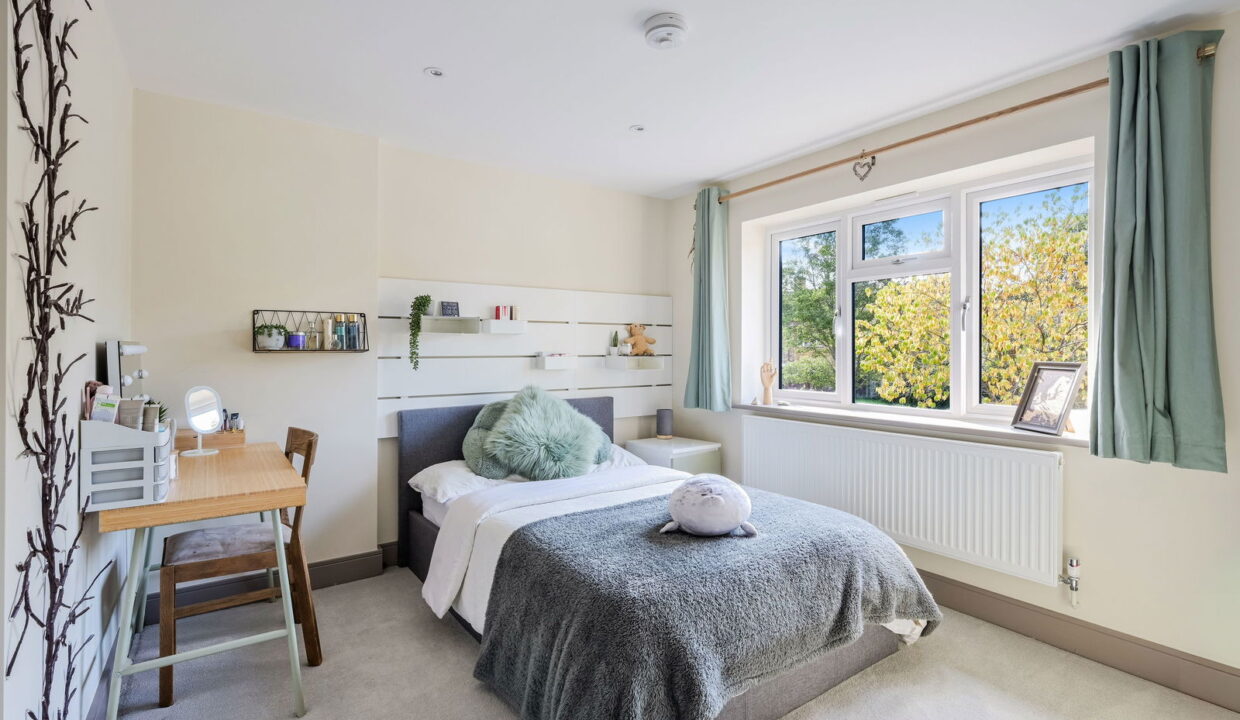 WEALD-WAY_-31-_1__1759232852949