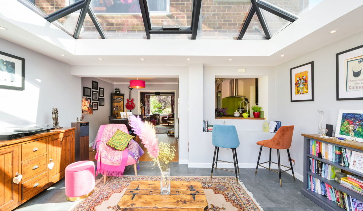 WEALD-WAY_-9-_13__1757585922183