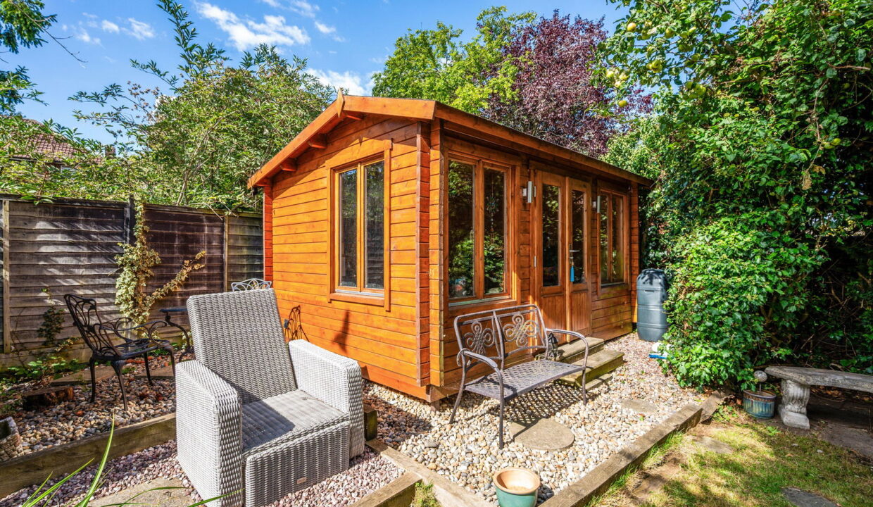 WEALD-WAY_-9-_16__1757585931497