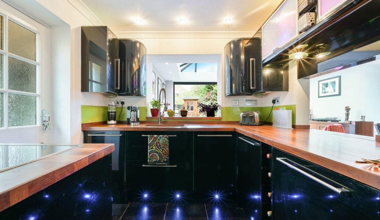 WEALD-WAY_-9-_6__1757585895962