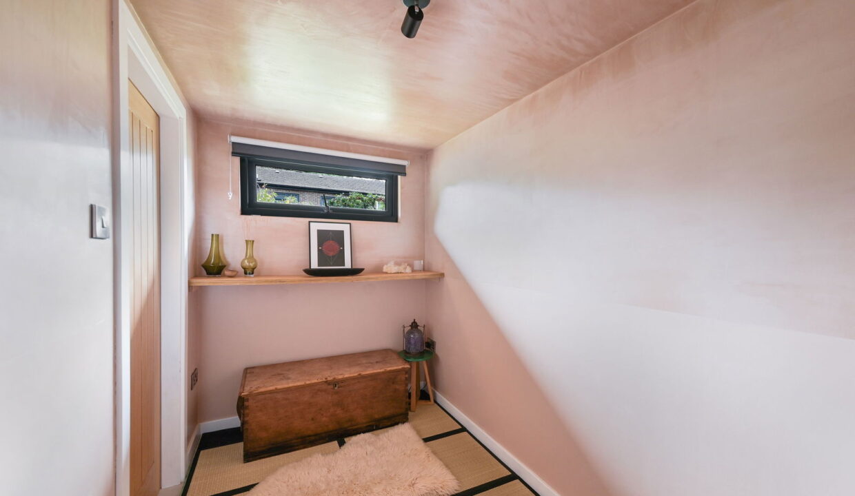 DOODS-PARK-ROAD_29-_12__1760699558990