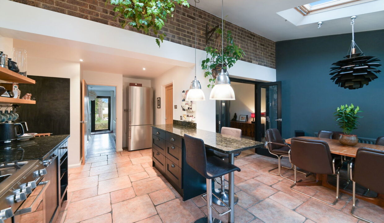 DOODS-PARK-ROAD_29-_23__1760699583435