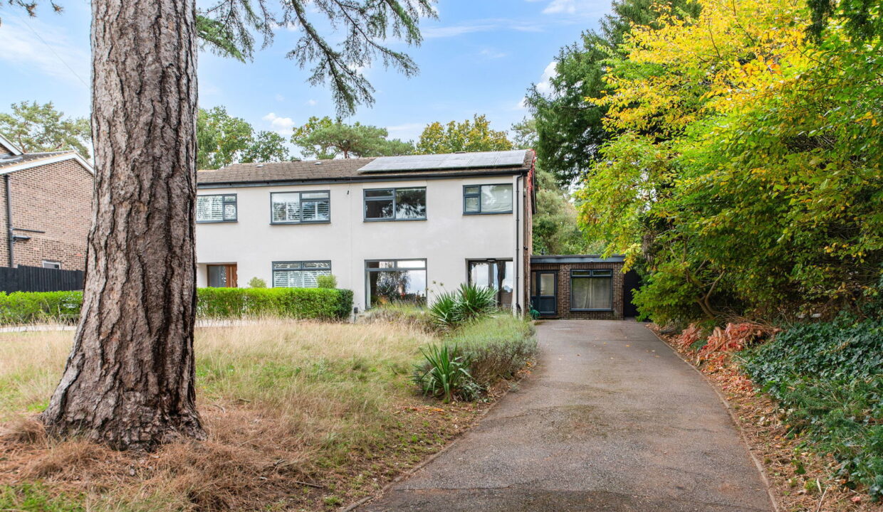 DOODS-PARK-ROAD_29-_25__1760699597077