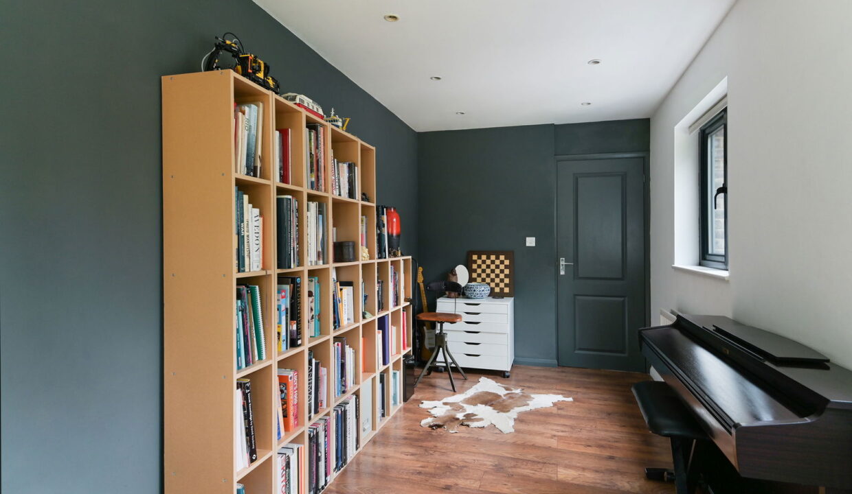 DOODS-PARK-ROAD_29-_9__1760699553060