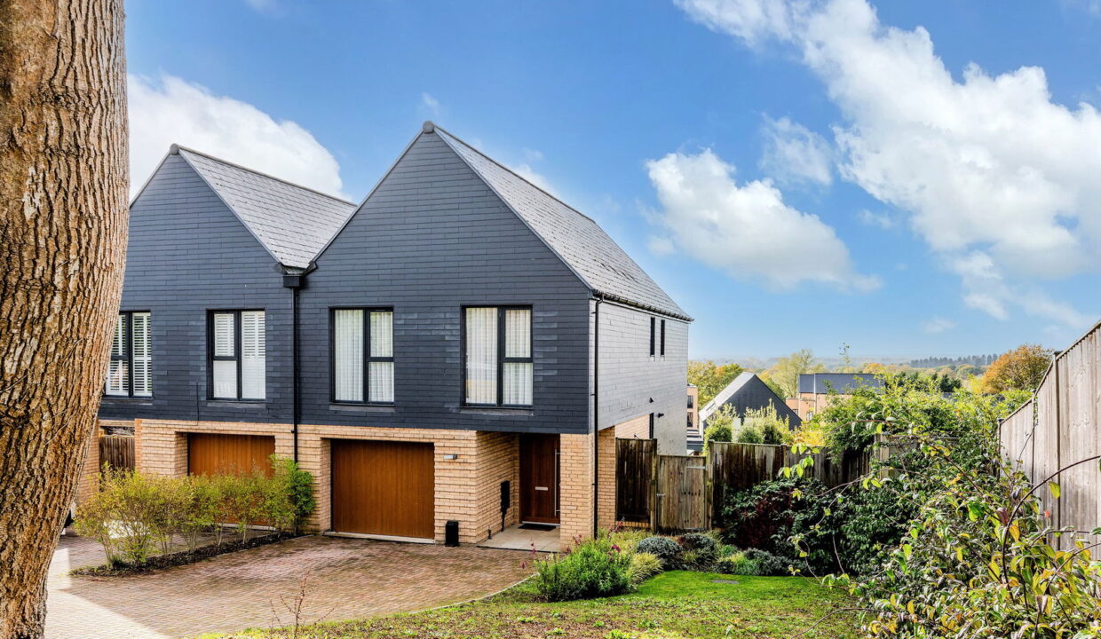 EASTFIELD-ROAD_-11-_3__1761914031385