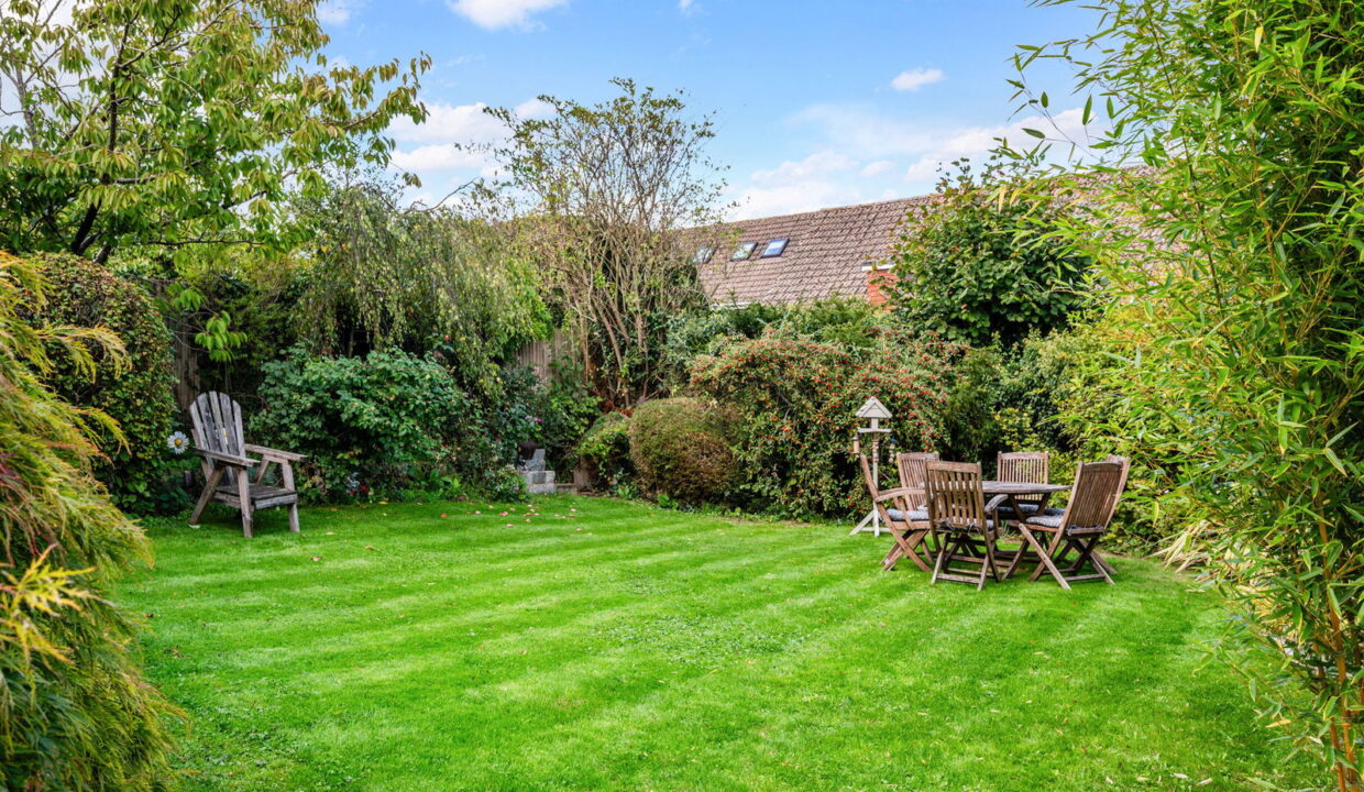 FARLEY-CROFT_-16-_28__1758815636226