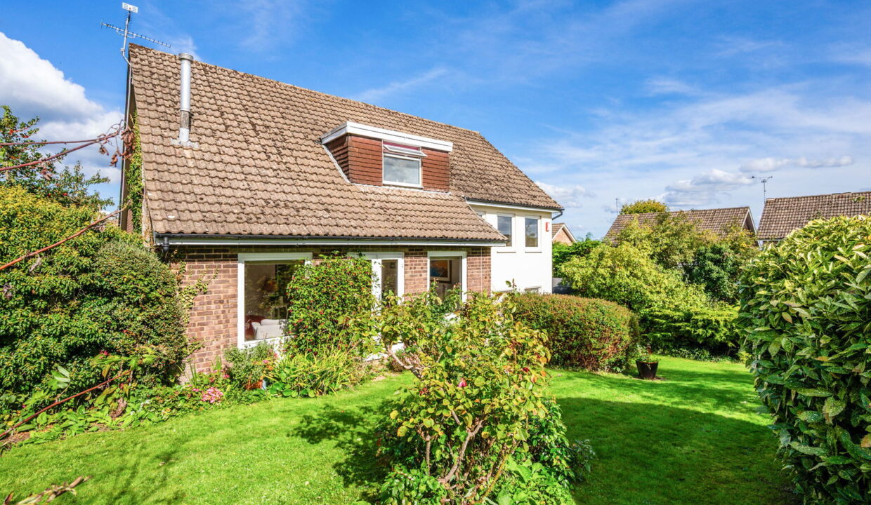 FARLEY-CROFT_-16-_30__1758815636229