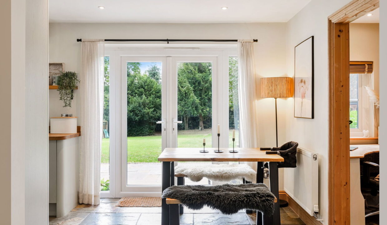 LEWIN-LODGE-_13__1759407670856