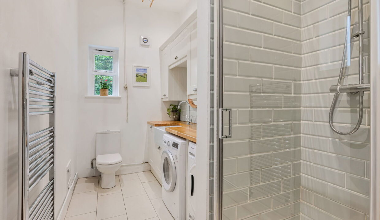 RAILWAY-COTTAGES_-1-_10__1760013057416