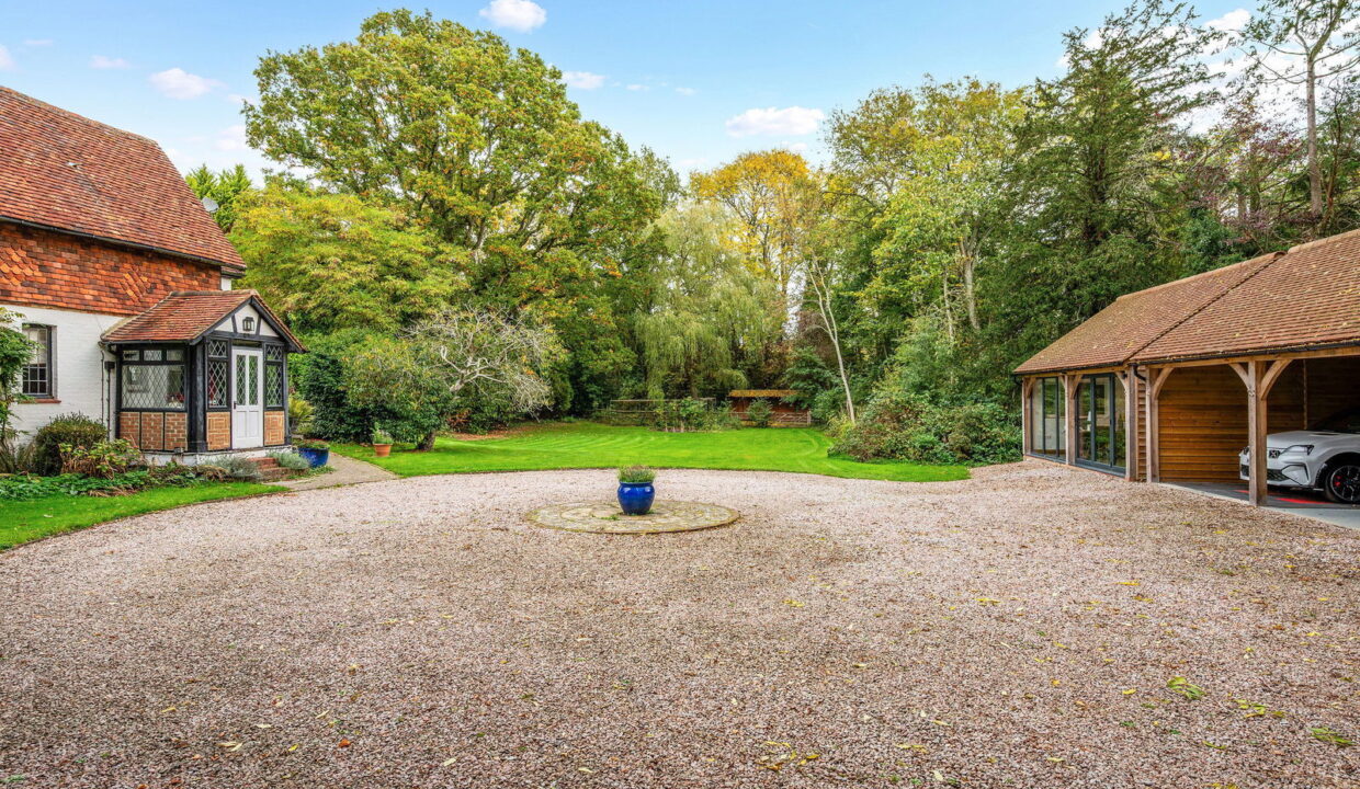 SELECTED-1-_2__1761150531694