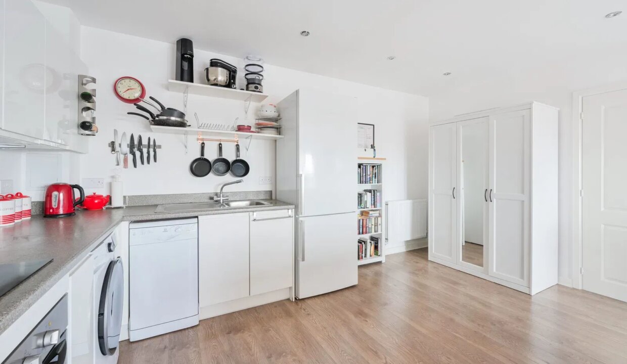 photo6_1761839885481