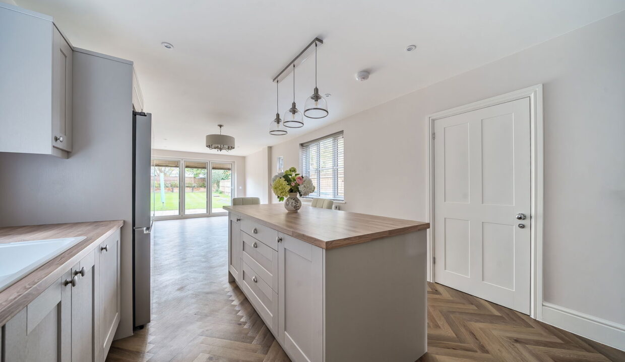 1374348-18-6904cfa4b203c_1762165684817