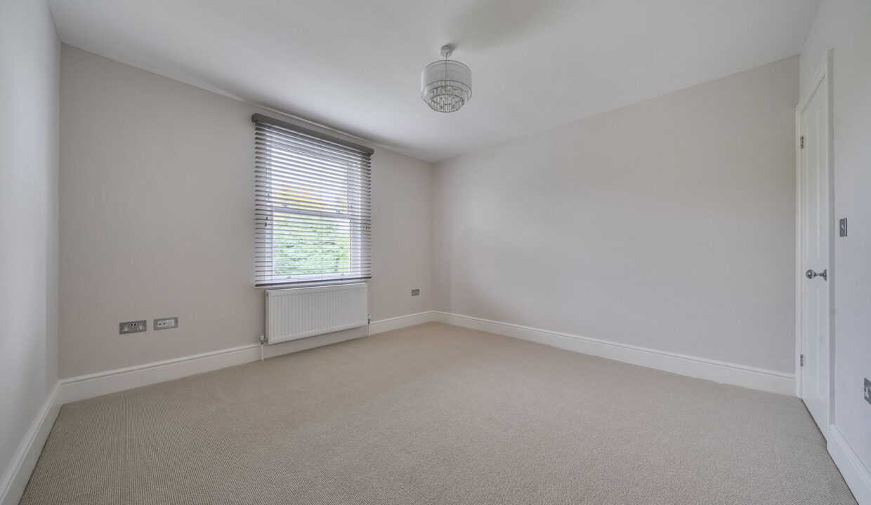 1374348-7-6904cf024d0ad_1762165655328