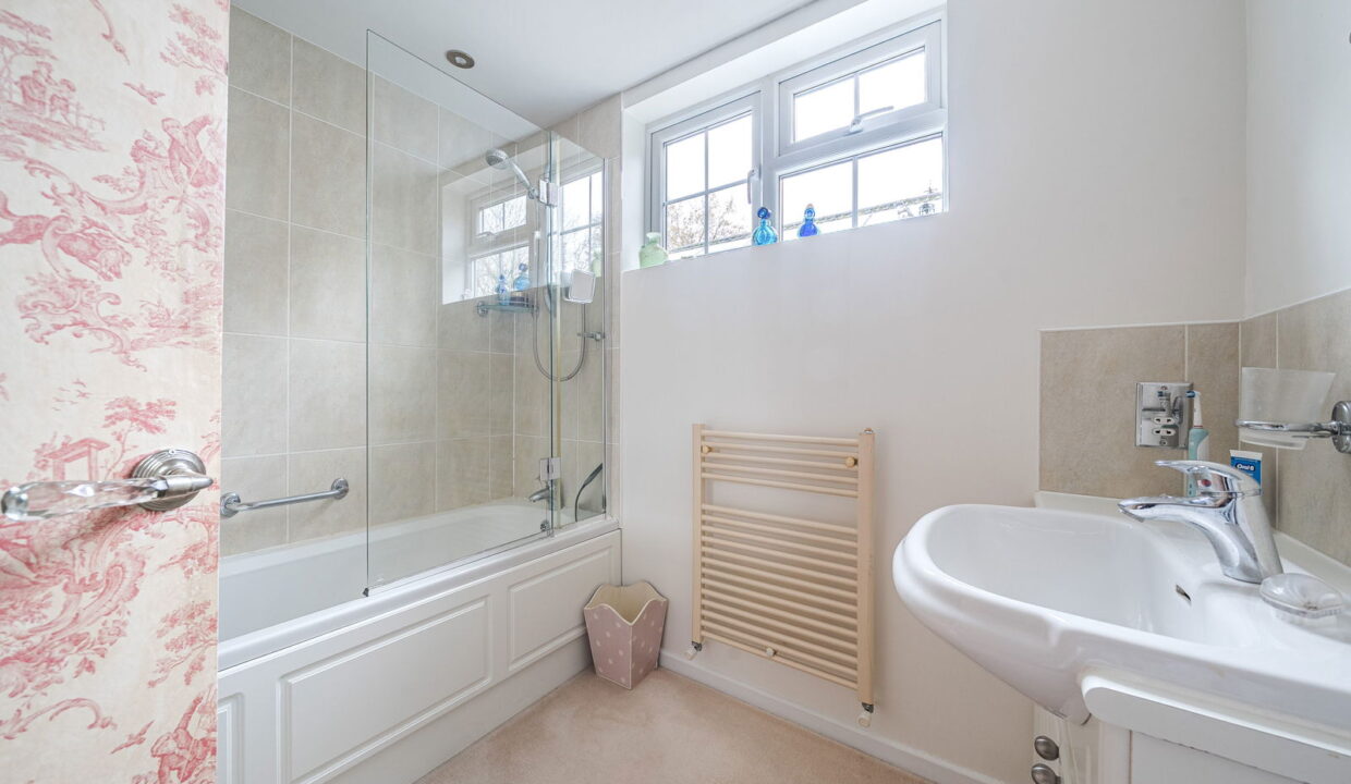 1375595-8-690ddd6c7c4fb_1762772250997