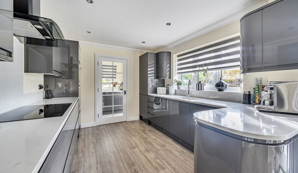 1375953-22-690cce8ee71a4_1762519407403