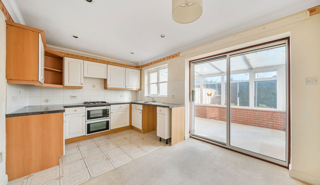 1381587-11-691b04e7a3039_1763390562929