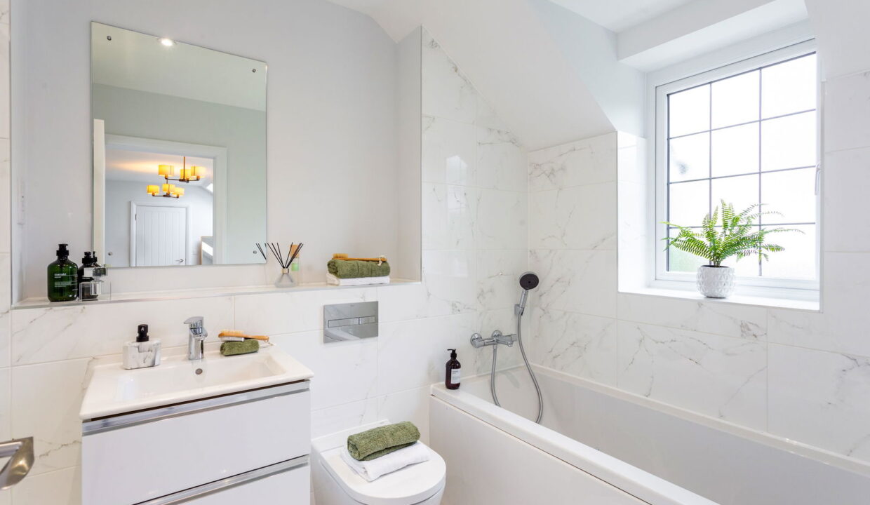 77820_1-Warlingham-Heights-_37__1745924879737