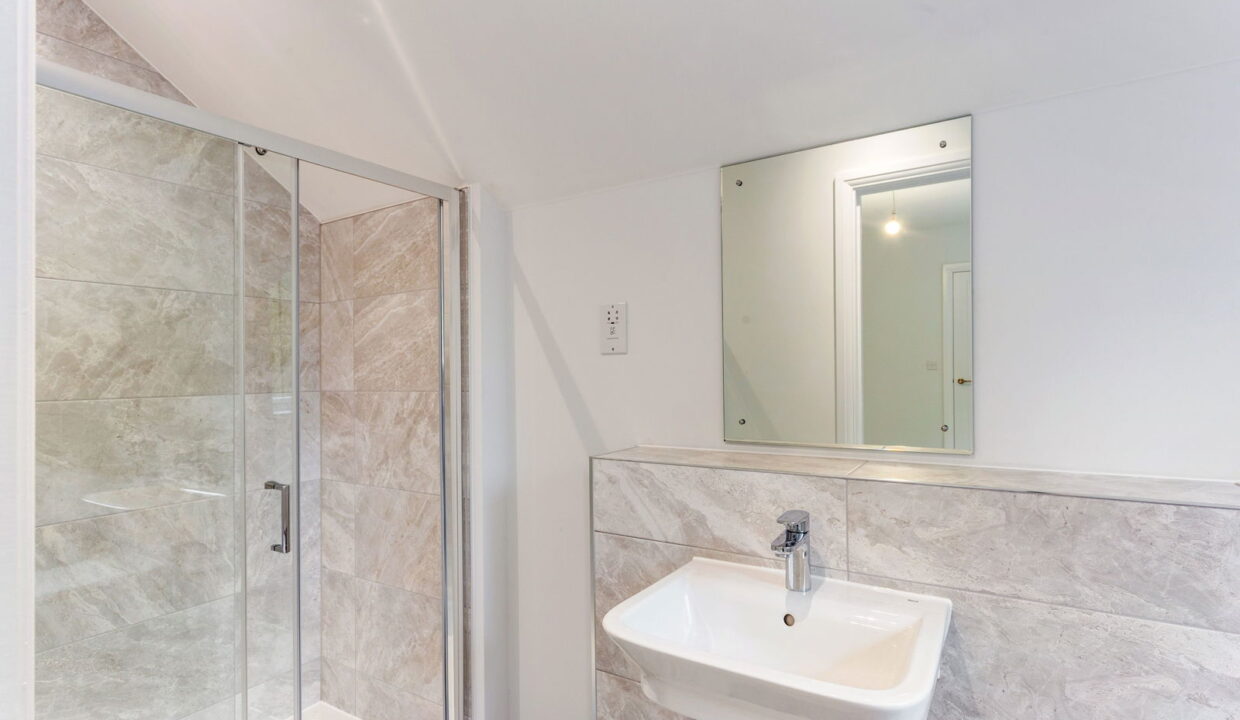 77820_1-Warlingham-Heights-_40__1745924940621