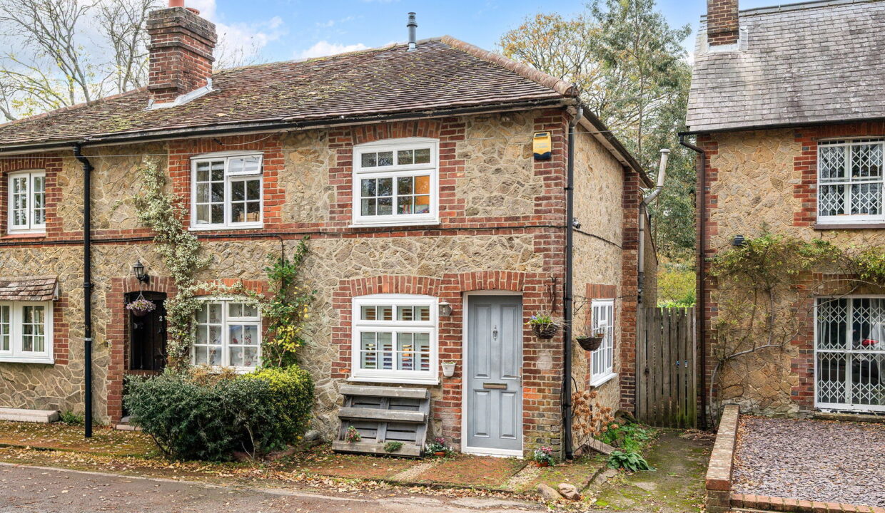 DIAMOND-COTTAGE_-3-_4__1762434616689