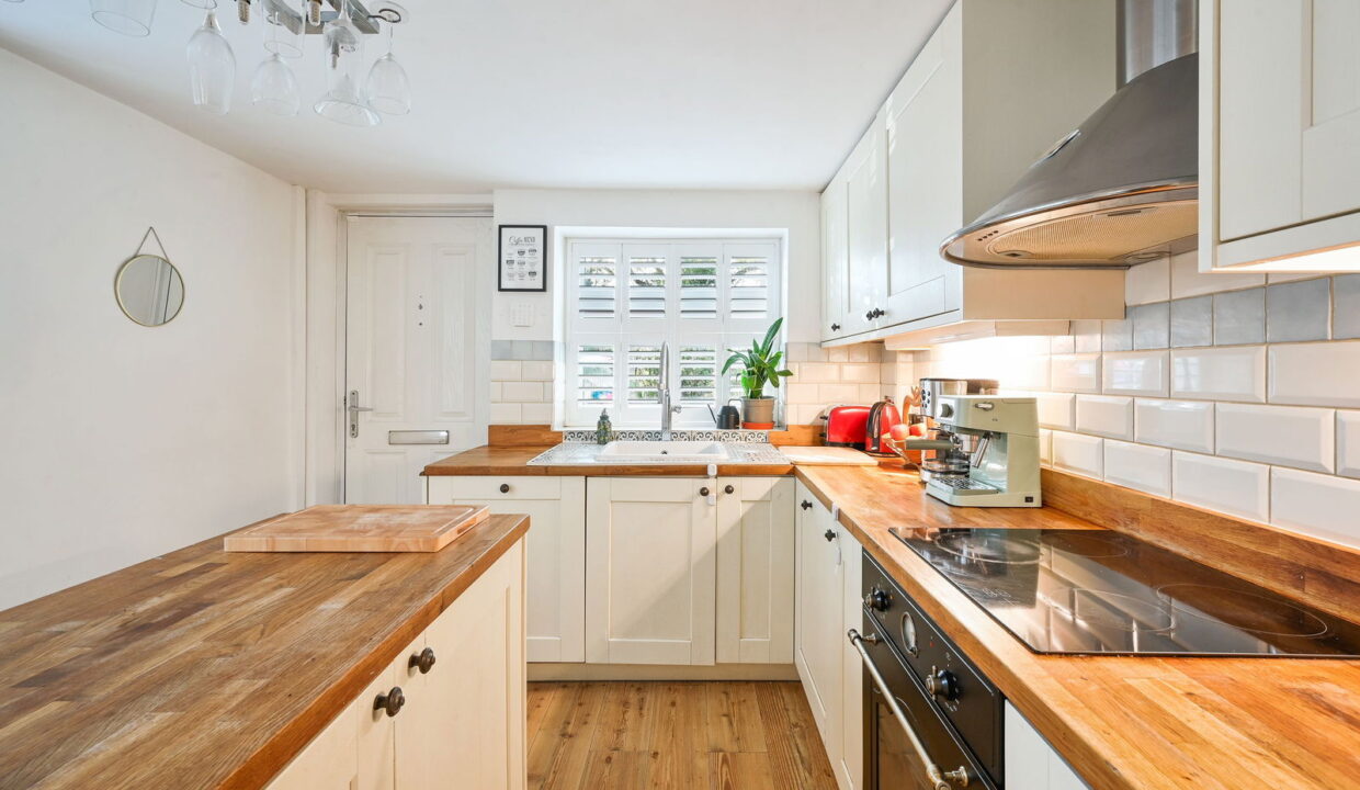 DIAMOND-COTTAGE_-3-_7__1762434642047