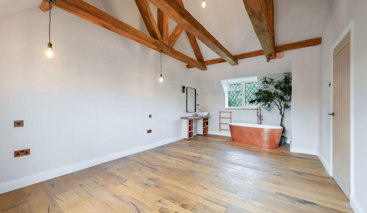 LAGHAM-PARK_-18-_11__1754643187977