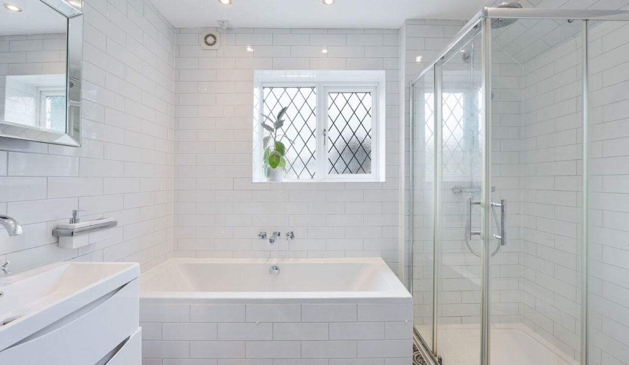 PARKGATE-ROAD_-18-_9__1762352913134