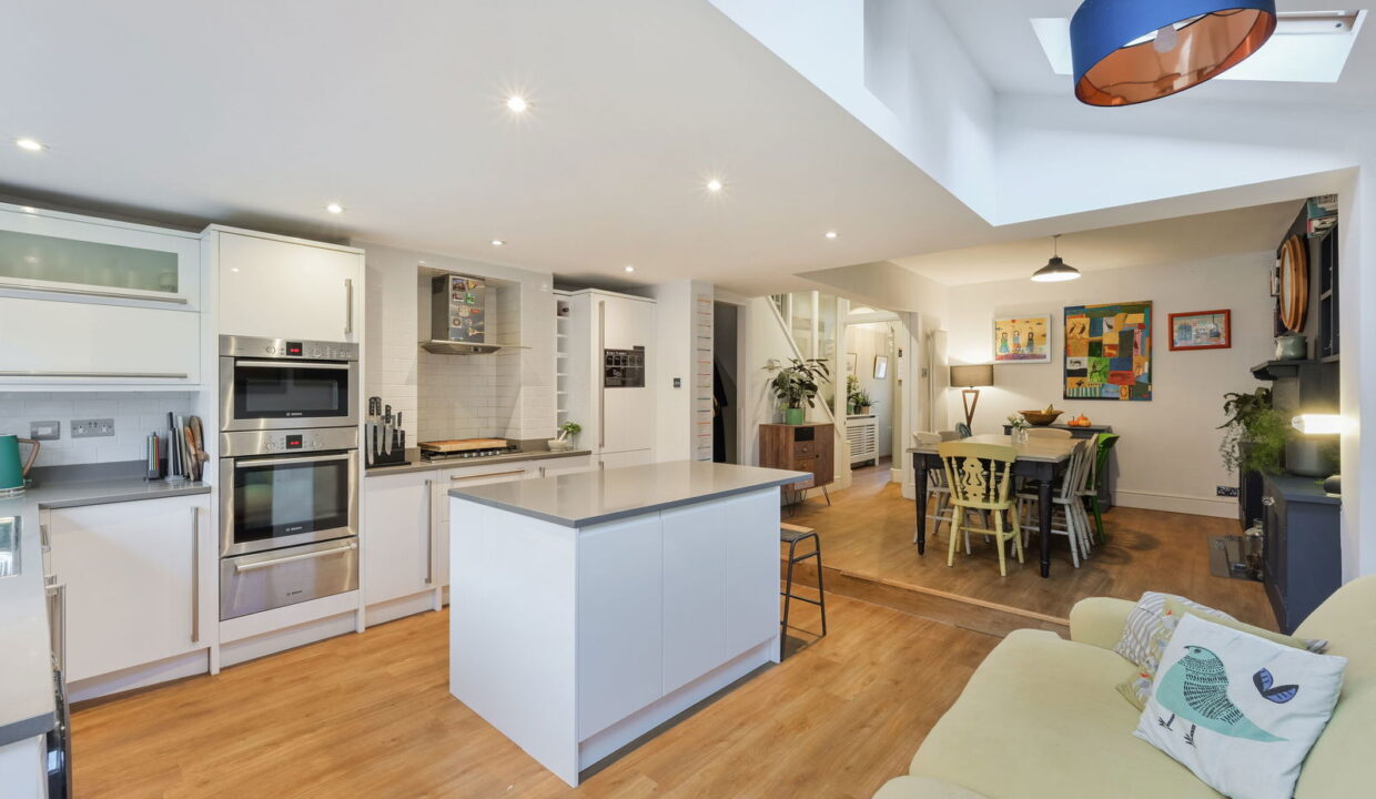 SPRINGCOPSE-ROAD_-27-_18__1763647030233