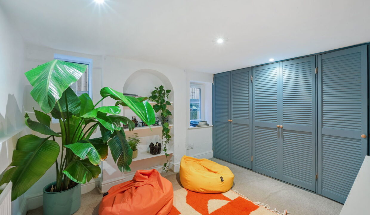 SPRINGCOPSE-ROAD_-27-_19__1763647036509