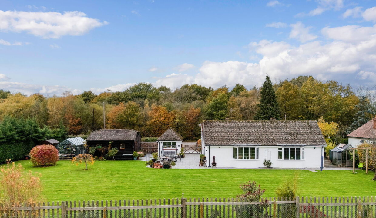 TIPPYWYCHETT-DRONE-_9__1762446520652