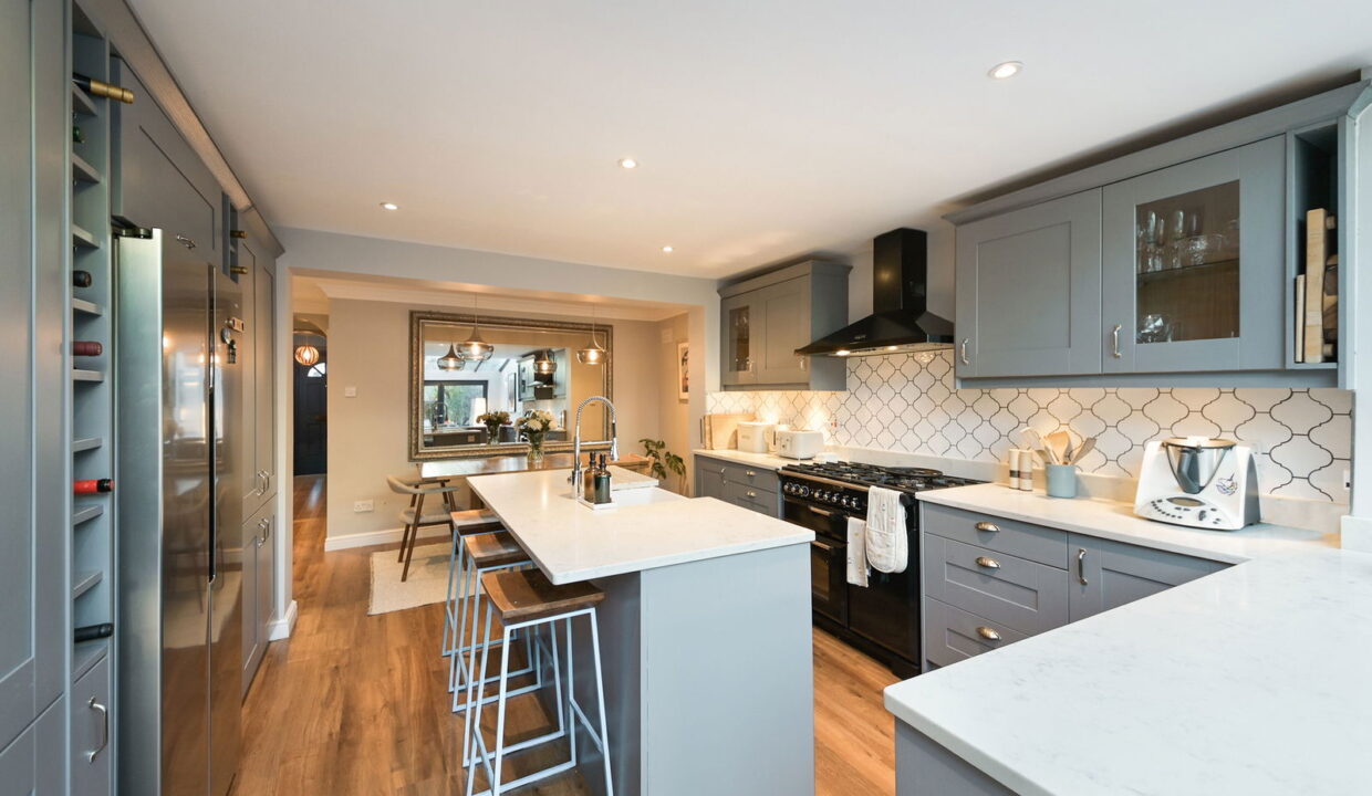 HOLMESDALE-ROAD_41-_10__1764862469490