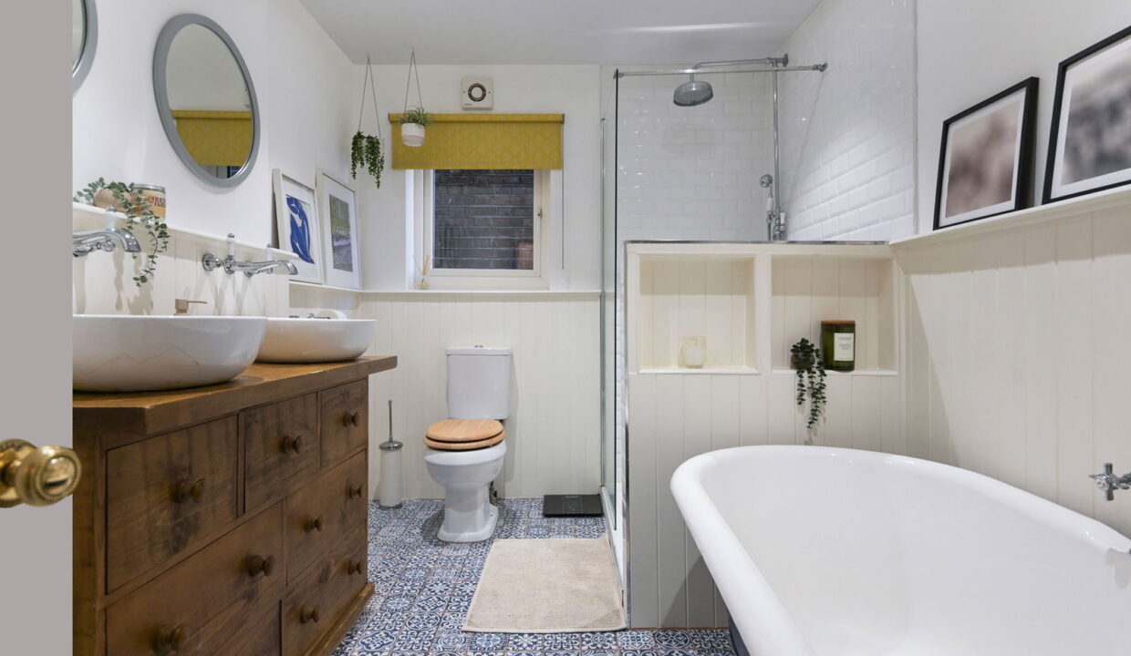 HOLMESDALE-ROAD_41-_5__1764862414488