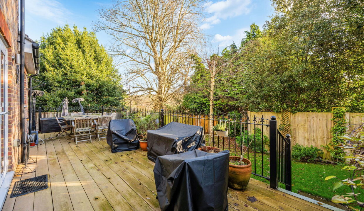 LOWESWATER-EXTERNALS-_1__1765456881733