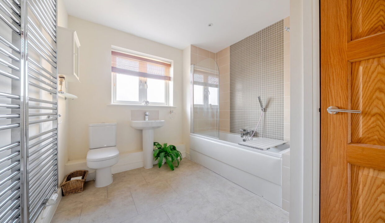 1382406-10-691ca32fa2d60_1763647598298