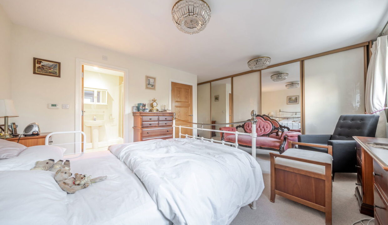 1382406-13-691ca347e1e9b_1763647617894