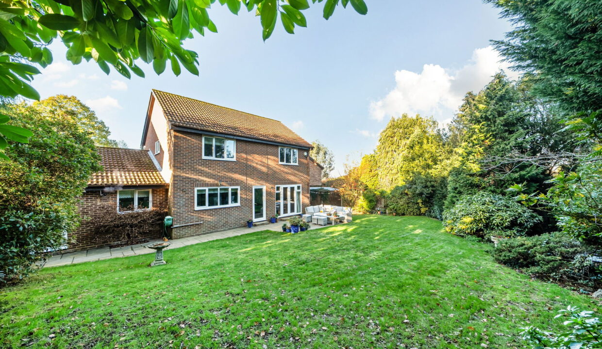 1382508-22-691ef4f0dbd16_1763718547238