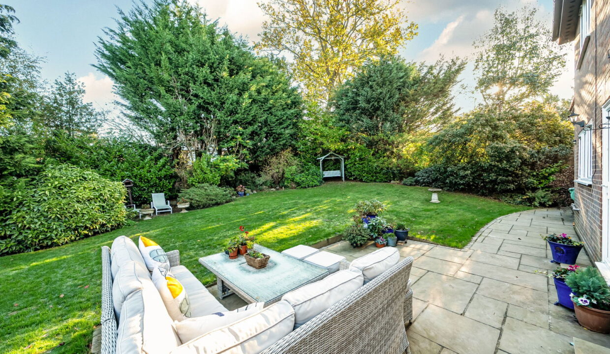 1382508-24-691ef4fe00d12_1763718563833