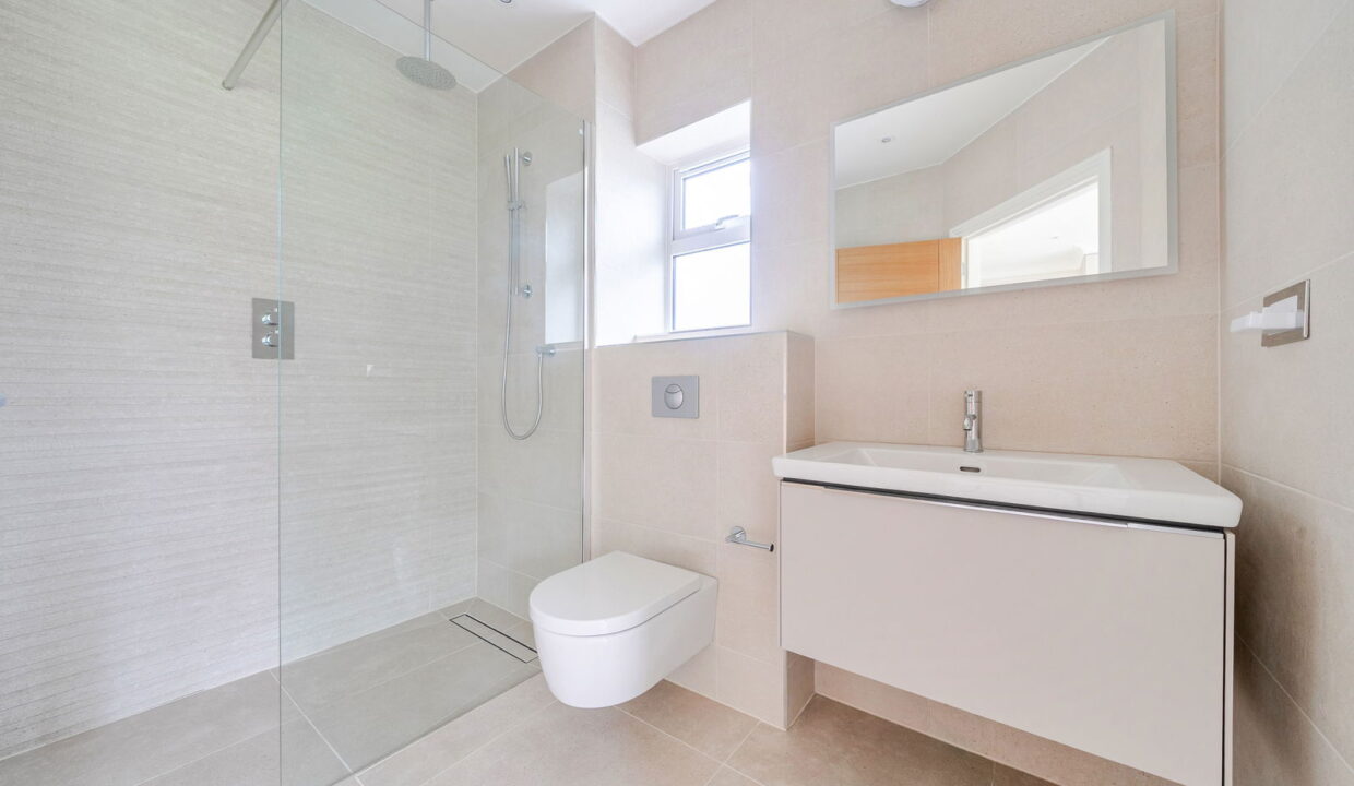 1394205-19-694a73cb44063_1767880209031