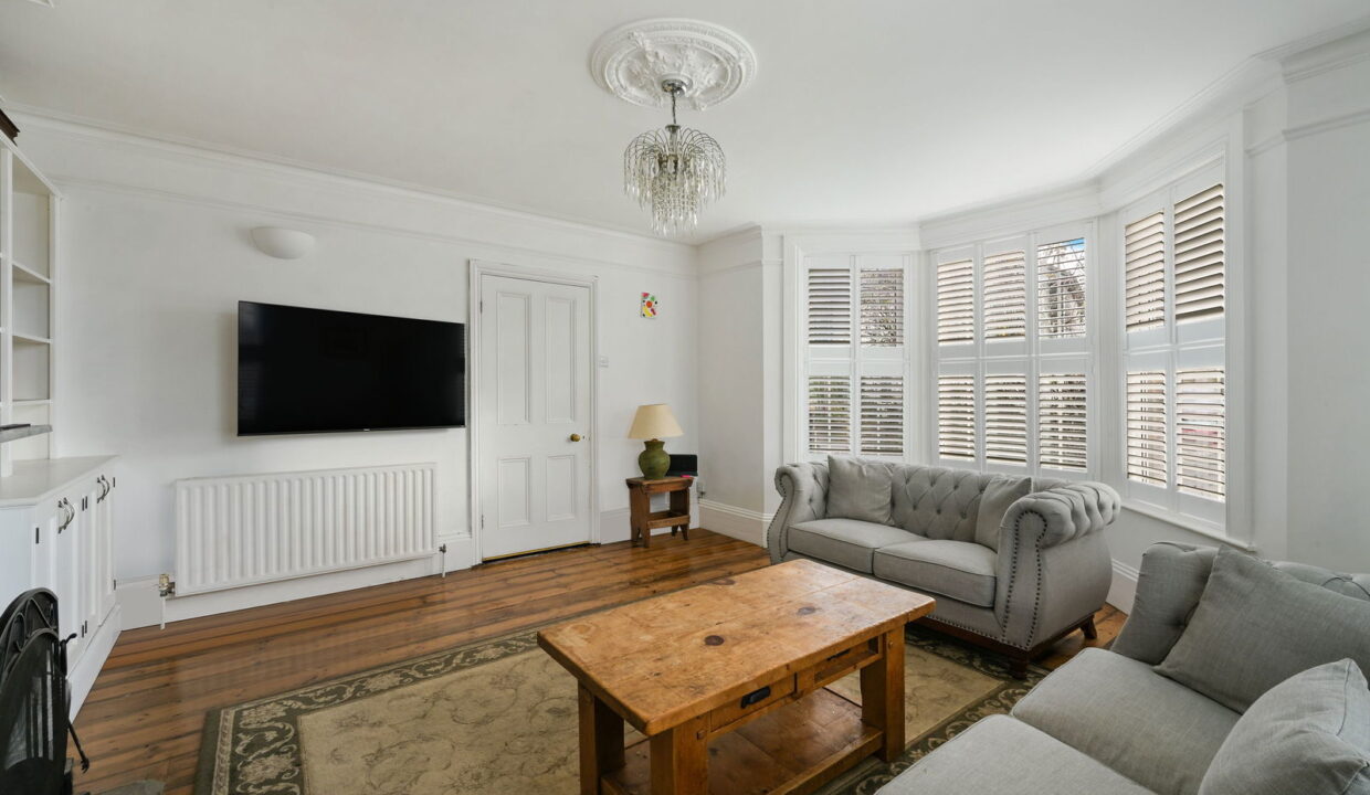 ALINGHAM-ROAD_-29-_12__1765199035106