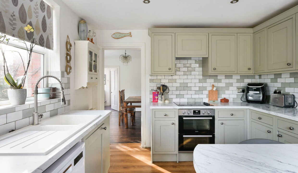 ALINGHAM-ROAD_-29-_19__1765199125484