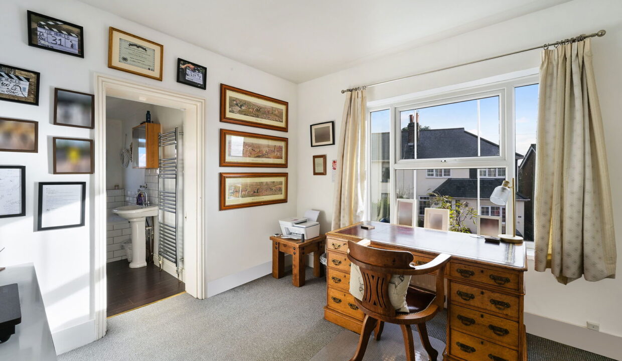 ALINGHAM-ROAD_-29-_7__1765198978581