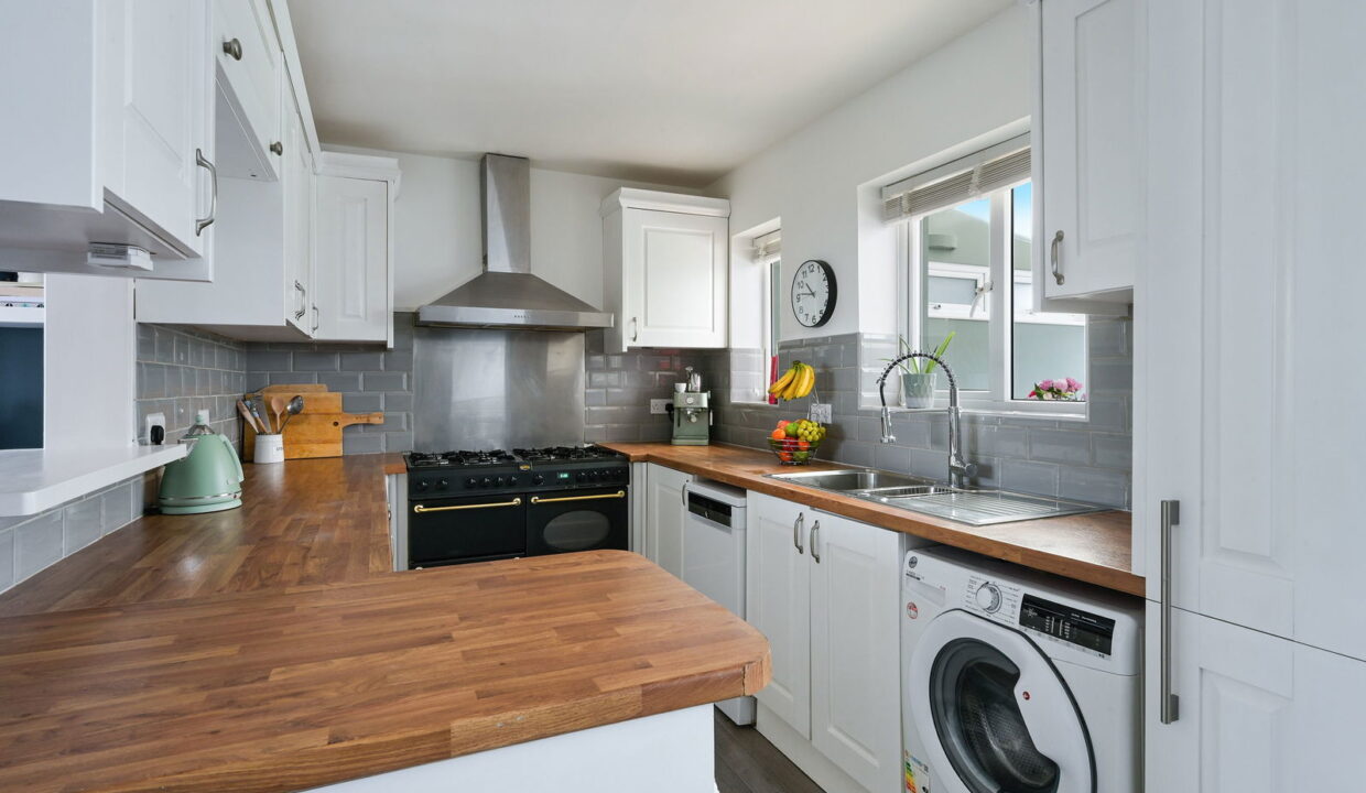 APLEY-ROAD_-12-_7__1766144031177