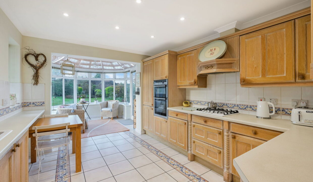 APPLETREE-CLOSE_-1-_5__1765453137726