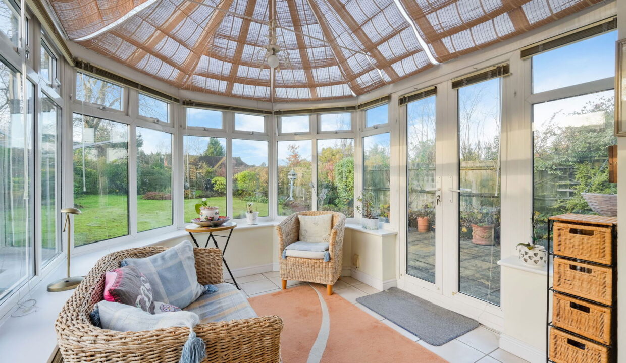 APPLETREE-CLOSE_-1-_6__1765453137727