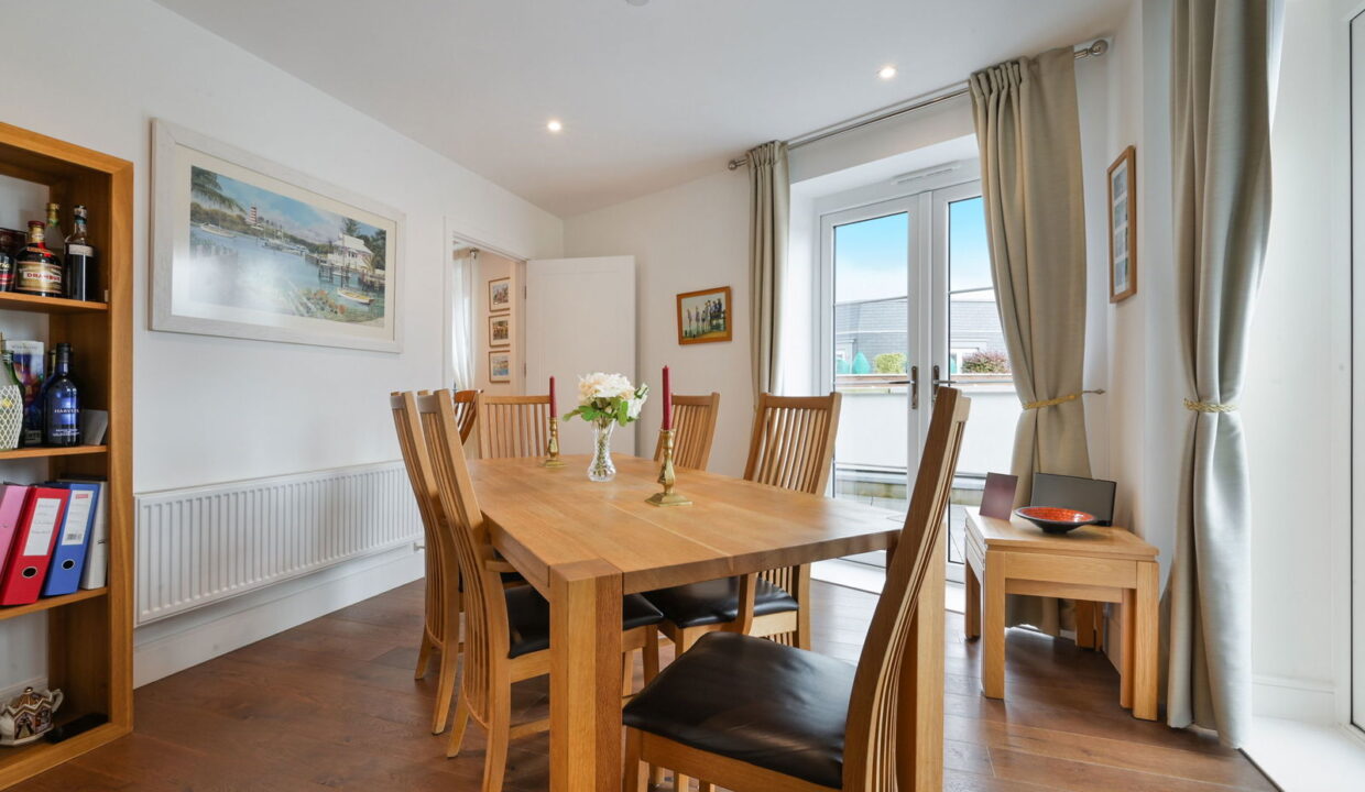 BEECHAM-HOUSE_-FLAT-_21__1769510184776