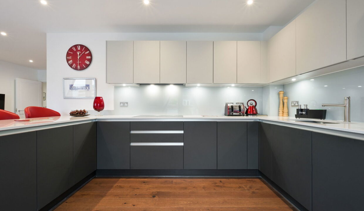 BEECHAM-HOUSE_-FLAT-_4__1769510127094