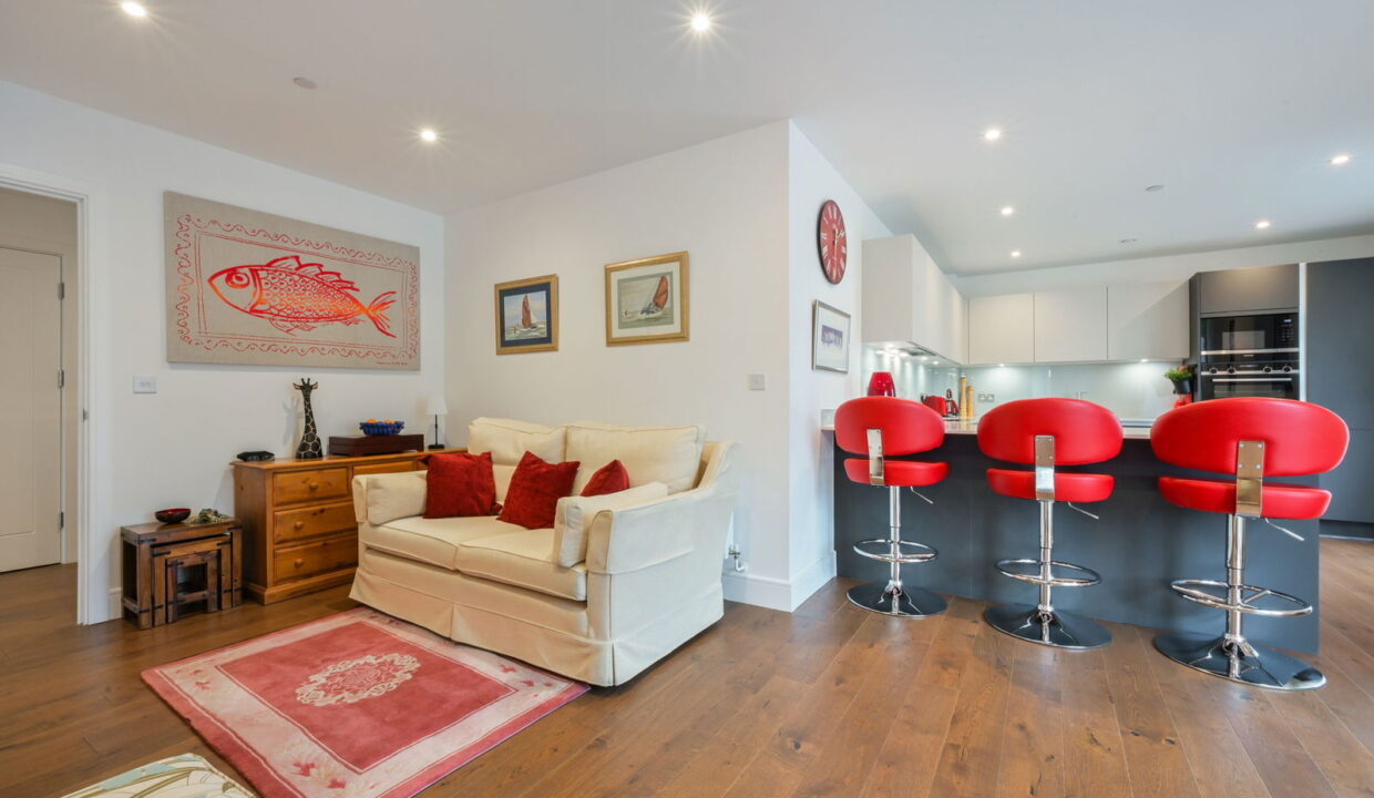 BEECHAM-HOUSE_-FLAT-_6__1769510127096